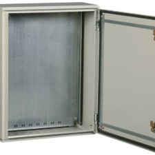 Корпус металлический ЩМП-3-0 650х500х220 У1 IP65 GARANT IEK YKM40-03-65