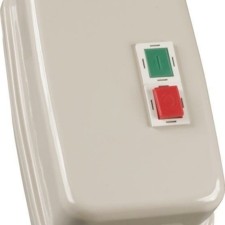 Контактор КМИ-46562 65А 220В/АС3 IP54 IEK KKM46-065-220-00