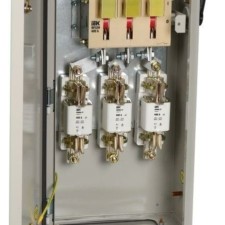 Ящик ЯРП-400А 74 У1 IP54 IEK YARP-400-74-54