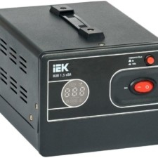 Стабилизатор напряжения 1ф 1.5кВА HUB переносной IEK IVS21-1-D15-13