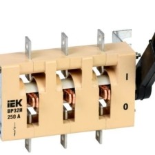Выключатель-разъединитель ВР32И-35А30220 250А IEK SRK01-100-250