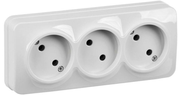 Розетка 3-м ОП GLORY РС23-2-ХБ 10А бел. IEK ERH30-K01-10