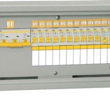 Щит ОЩВ-12/ОБЩ-3-100-12-0 (ВВ100А 12х16А) IP31 IEK MSM10-3N-100-12-31