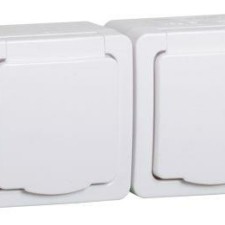 Розетка 4-м ОП Гермес Plus РСб24-3-ГПБб 16А IP54 с/з с крышкой бел. IEK ERMP42-K01-16-54-EC