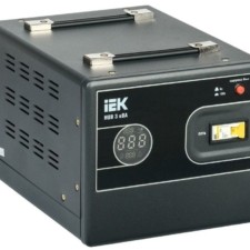Стабилизатор напряжения 1ф 3кВА HUB переносной IEK IVS21-1-003-13