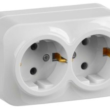 Розетка 2-м ОП GLORY РС22-3-ХБ 16А с/з бел. IEK ERH21-K01-16