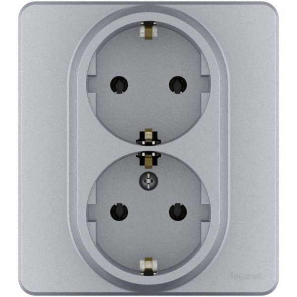 Розетка Inspiria 16А 250В 2х2P+E немецк. стандарт алюм. Leg 673752