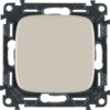 Механизм переключателя 1-кл. СП Valena Allure 10А IP20 250В 10AX с лиц. панелью безвинт. зажимы сл. кость Leg 752806