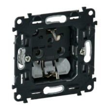 Розетка 1-м СП Valena In’matic 16А IP20 250В 2P+E безвинт. клеммы механизм Leg 753021