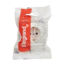 Розетка 1-м ОП Quteo 16А IP20 250В 2P+E с/з защ. шторки бел. Leg 782220