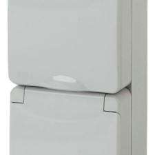 Розетка 2-м ОП Эра Эксперт 11-2607-03 16А IP65 верт. 250В 2х2P+E сер. Эра Б0036002