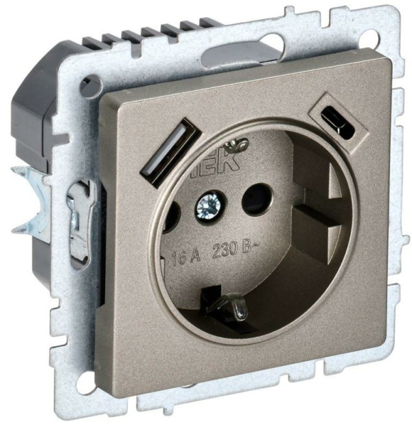 Розетка BRITE РЮш11-1-БрШ 16А с USB A+C 18Вт с/з защ. шторки шампань IEK BR-R14-16-U22-018-K37