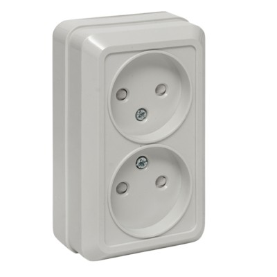 Рим Розетка 2-местная 10А белая с защ, штор, EKF