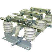 Разъединитель РВ-10/1000 УХЛ3 с приводом ПР-10 EKF Stingray