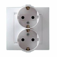 Розетка 2-м СП Simon15 16А IP20 250В с/з винт. клеммы бел. Simon 1590459-030