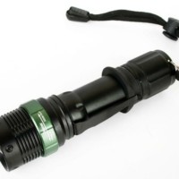 Фонарь светодиодный аккумуляторный E142 CREE 3Вт фокус 3 режима 220В пластик. черн. (бокс) Ultraflash 12187