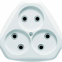 Розетка 3-м ОП РА10-387 10А IP20 бел. Кунцево 5920
