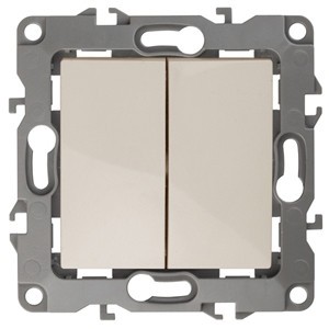 Выключатель 2кл. 10АХ-250В IP20 механизм 12 сл.кость Эра 12-1004-02