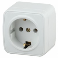3-202-01 Intro Розетка 2P+E Schuko 16А-250В IP20 ОП Polo белый