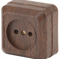 2-201-10 Intro Розетка 2P 16А-250В IP20 ОП Quadro венге