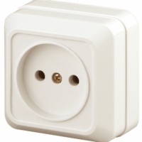 2-201-02 Intro Розетка 2P 16А-250В IP20 ОП Quadro сл.кость