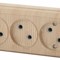 2-205-11 Intro Розетка 3х2P 16А-250В IP20 ОП Quadro сосна