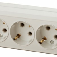 2-206-02 Intro Розетка 3х2P+E 16А-250В IP20 ОП Quadro сл.кость