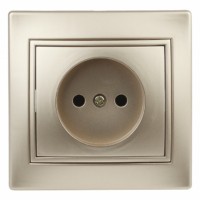 1-201-04 Intro Розетка 2P 16А-250В IP20 СП Plano шампань