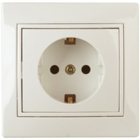 1-202-02 Intro Розетка 2P+E Schuko 16А-250В IP20 СП Plano сл.кость