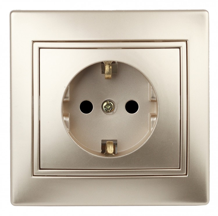 1-202-04 Intro Розетка 2P+E Schuko 16А-250В IP20 СП Plano шампань