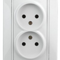 1-204-01 Intro Розетка 2х2P 16А-250В IP20 СП Plano белый