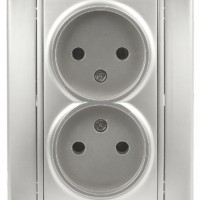 1-204-03 Intro Розетка 2х2P 16А-250В IP20 СП Plano алюминий