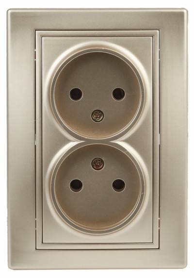 1-204-04 Intro Розетка 2х2P 16А-250В IP20 СП Plano шампань