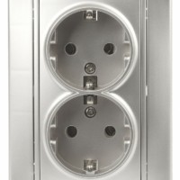 1-205-03 Intro Розетка 2X2P+E Schuko 16А-250В IP20 СП Plano алюминий