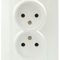 Розетка Intro Plano 1-204-06 двойная 2х2P 16А-250В IP20 СП перламутр