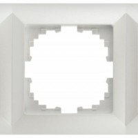 Рамка для розеток и выключателей Intro Solo 4-503-06 на 3 поста, СУ, перламутр