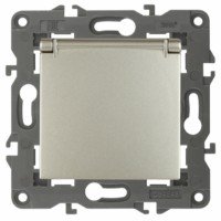 14-2103-04 ЭРА Розетка 2P+E Schuko со шторками с крышкой 16A-250В IP20 Эра Elegance шампань (10/
