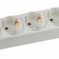 Колодка ЭРА K-5es 5 розеток с зазeмлением с выключателем