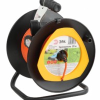 Удлинитель силовой ЭРА RPx-1-2×0.75-20m на пластиковой катушке б/з 1-м 20м ПВС 2х0.75мм2