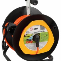 Удлинитель силовой ЭРА RPx-1e-3×1.5-20m на пластиковой катушке с/з 20м 1-м ПВС 3х1.5мм2