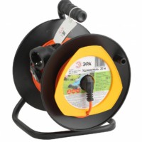 Удлинитель силовой ЭРА RPx-1e-3х0.75-20m на пластиковой катушке с/з 1-м 20м ПВС 3х0.75мм2