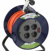 Удлинитель силовой ЭРА RPx-4s-2×0.75-30m на пластиковой катушке б/з 4-м 30м ПВС 2х0.75мм2