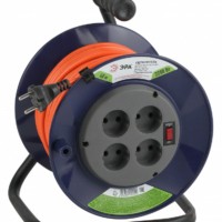 Удлинитель силовой ЭРА RPx-4s-2×1.0-40m на пластиковой катушке б/з 4-м 40м ПВС 2х1мм2