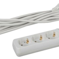 Удлинитель сетевой UX-3es-1.5m с/з с выкл. 3-м 1.5м ПВС 3х0.75кв.мм 10А Эра Б0057740