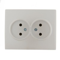 Розетка 2-м СП Karina 16А IP20 термопласт жемчуж./бел. перламутр. Lezard 707-3000-128B