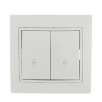 Переключатель 2кл. СП проходной Mira 10А IP20 с бел.вставкой бел. Lezard 701-0202-106