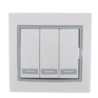 Выключатель 3кл. СП Mira 10А IP20 с сер. вставкой бел. Lezard 701-0215-109