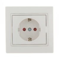 Розетка 1-м СП Mira 16А IP20 с/з защ. шторки с бел. вставкой керамика бел. Lezard 701-0202-124