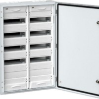 Корпус металлический ЩРн-120 (2х60) 835х570х140 IP54 бел. (одна дверь) TITAN 5 IEK TI5-50-N-2X060-54