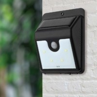 Светильник светодиодный 4SMD уличный на солнечн. батарее с датчиком движения 3м аккум. 3.7В 800мА.ч 18650 литиевый саморезы для крепления (в компл.) Космос KOC_SOL106